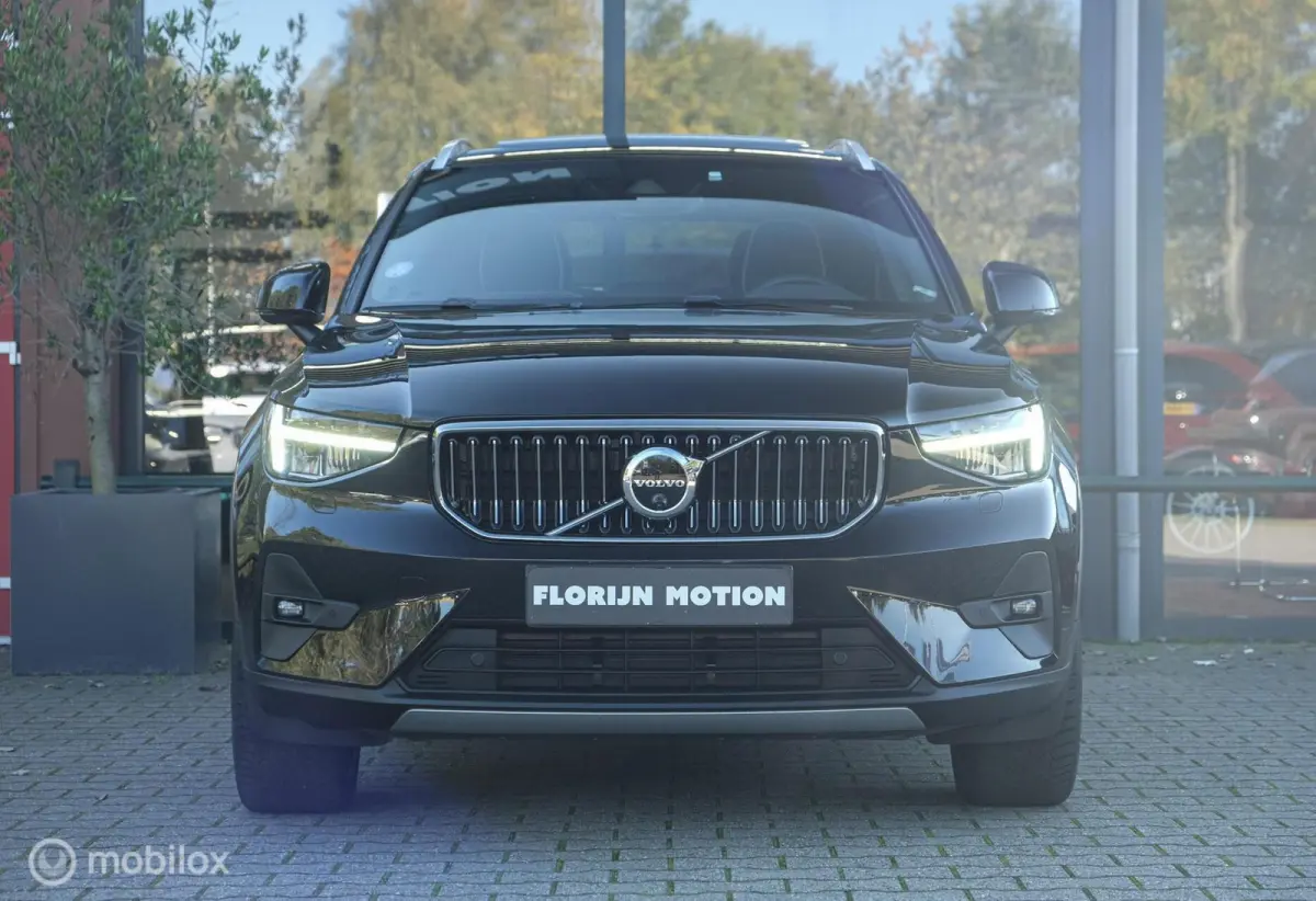 1.5 T5 Plug-in hybrid Ultimate Bright | Pano | Harman Kardon | 360 Camera | Trekhaak | Stoel en stuurwielverw. | ACC | Pilot Assist | Facelift | 20 Inch | LED | Memory