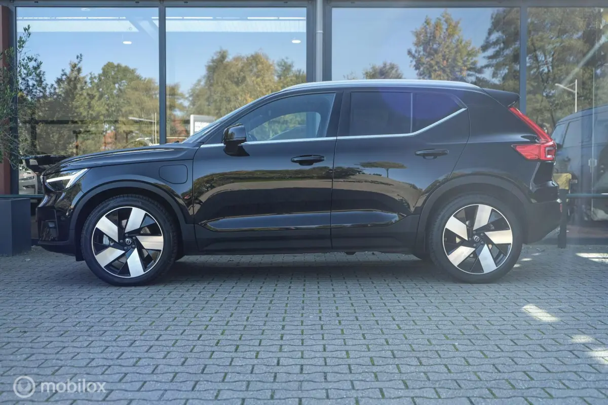 1.5 T5 Plug-in hybrid Ultimate Bright | Pano | Harman Kardon | 360 Camera | Trekhaak | Stoel en stuurwielverw. | ACC | Pilot Assist | Facelift | 20 Inch | LED | Memory