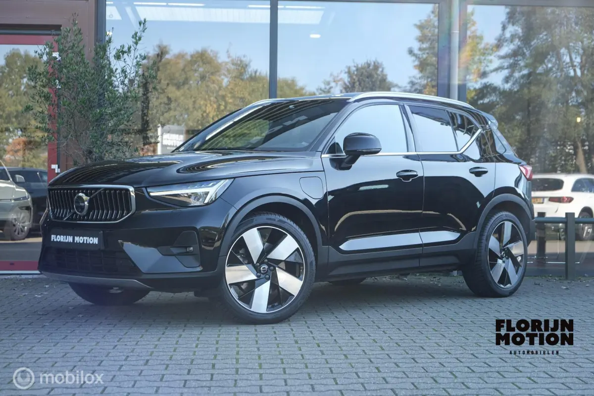 1.5 T5 Plug-in hybrid Ultimate Bright | Pano | Harman Kardon | 360 Camera | Trekhaak | Stoel en stuurwielverw. | ACC | Pilot Assist | Facelift | 20 Inch | LED | Memory