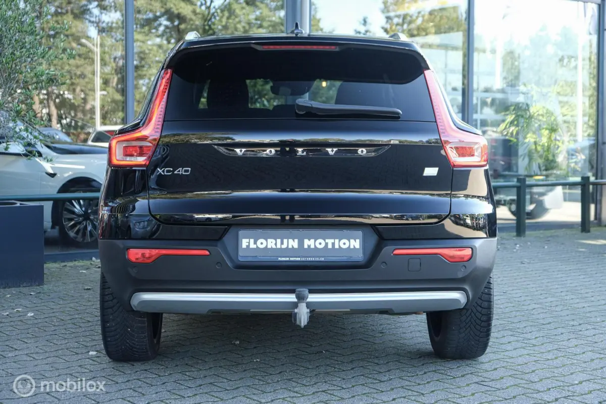 1.5 T5 Plug-in hybrid Ultimate Bright | Pano | Harman Kardon | 360 Camera | Trekhaak | Stoel en stuurwielverw. | ACC | Pilot Assist | Facelift | 20 Inch | LED | Memory