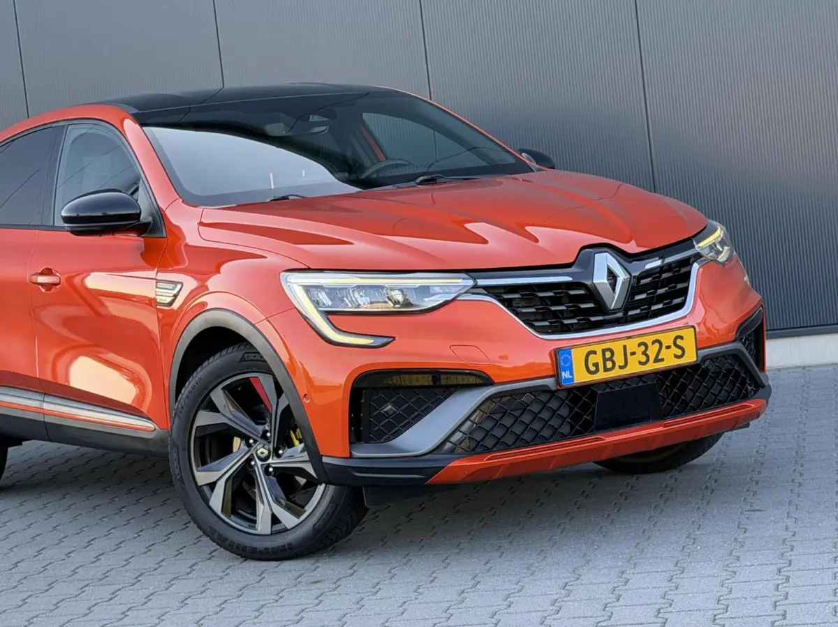 1.6 Hybrid 145 R.S. Line Leder - Adaptive - Led - Stuur Verwarmd - Camera