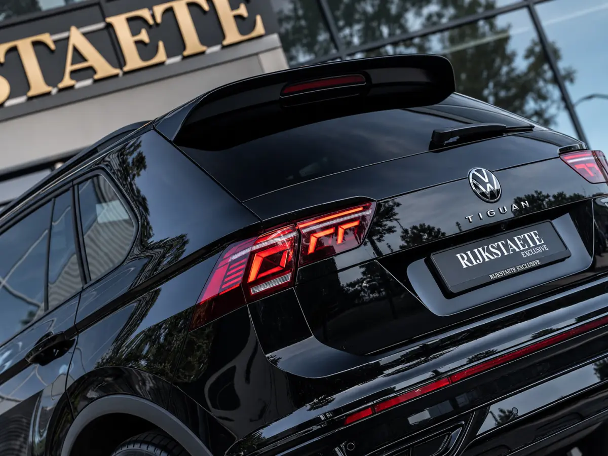 1.4 TSI eHybrid R-Line|PANO|ACC|CAM|IQ LED