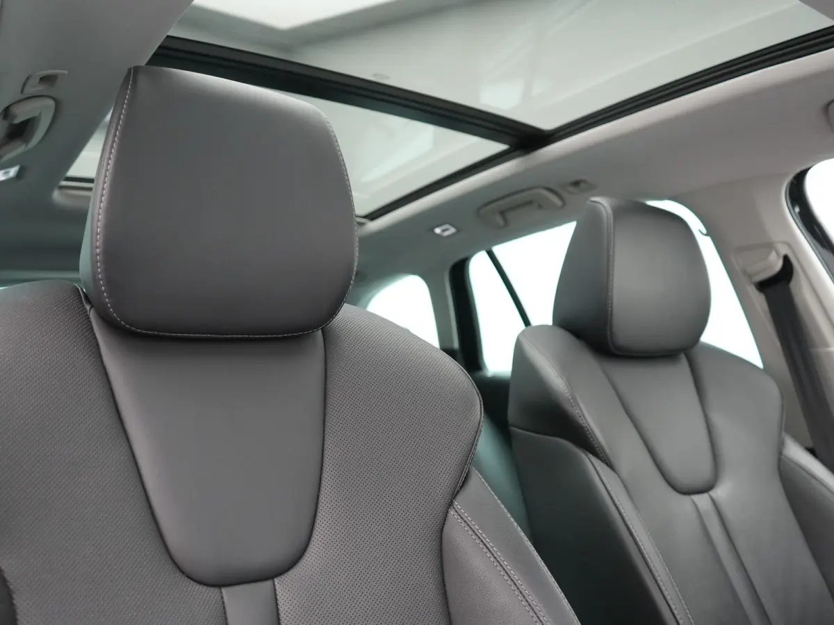 1.4 TSI iV PHEV Business Edition Plus PHEV 204pk Dealer O.H | Panodak | Adaptive Cruise | Head Up | Camera | Canton Audio | Sportstoelen Memory & Ventilatie | Stuur & Stoelen Verwarmd | Sfee