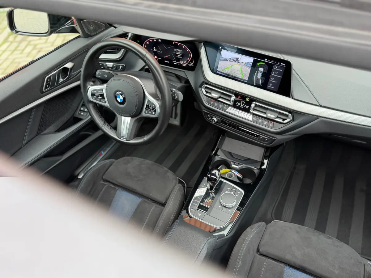 118i Introduction Edition M-Sport Pano Camera 19"