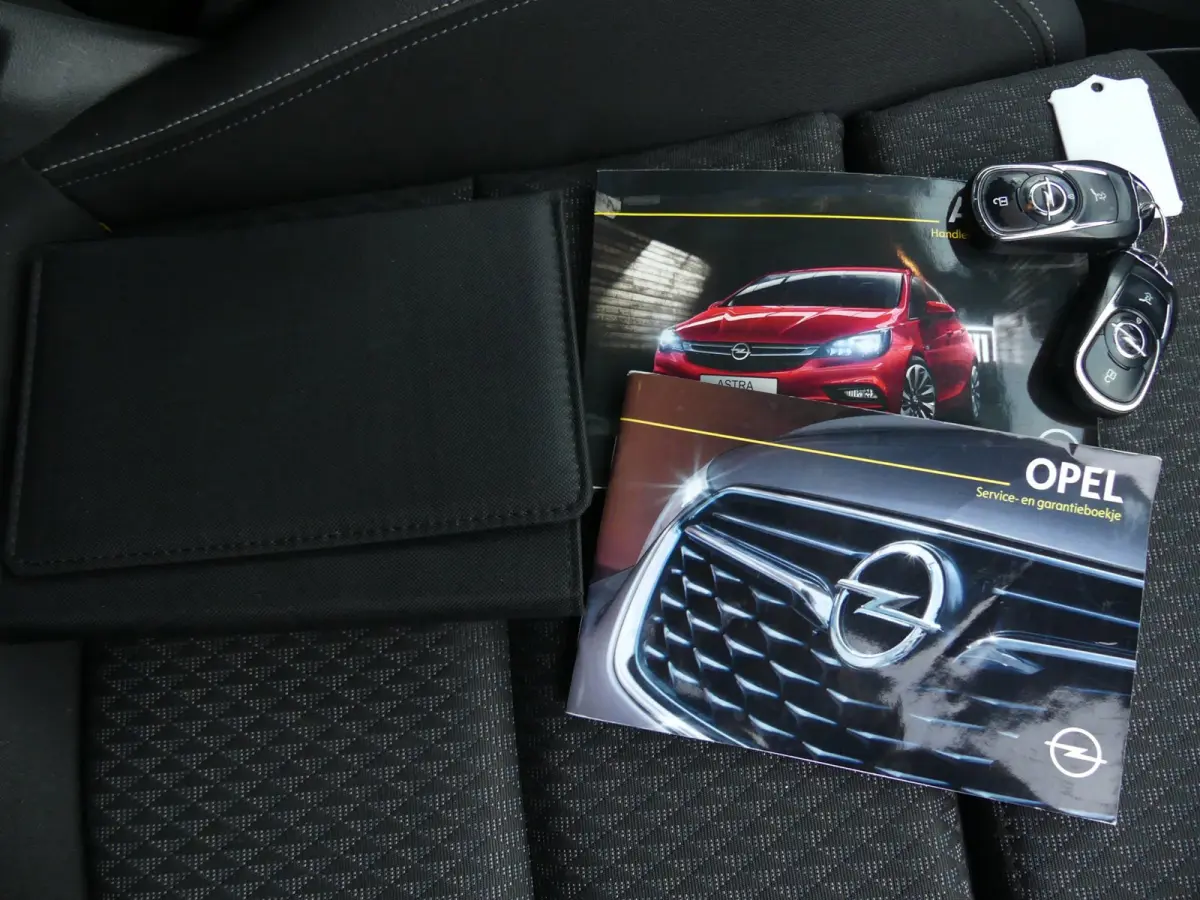 1.0 Turbo Business Executive / Carplay