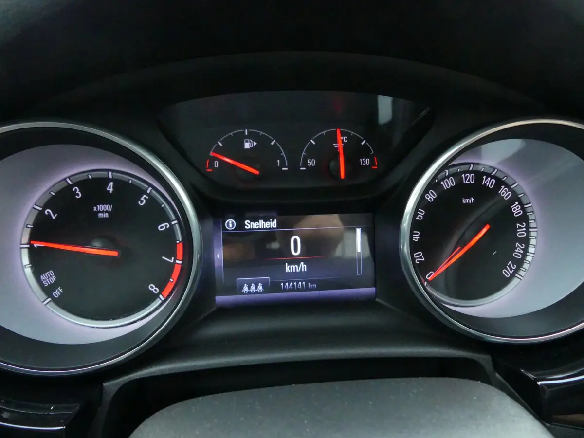 1.0 Turbo Business Executive / Carplay