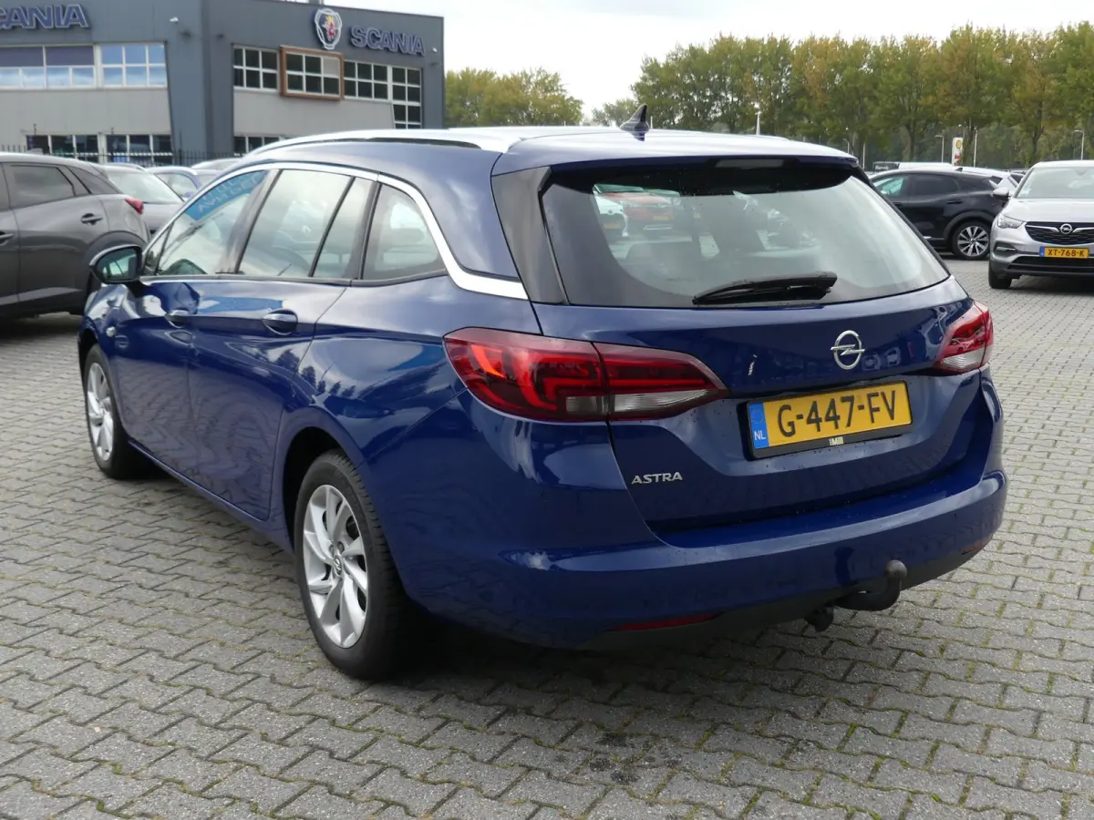 1.0 Turbo Business Executive / Carplay