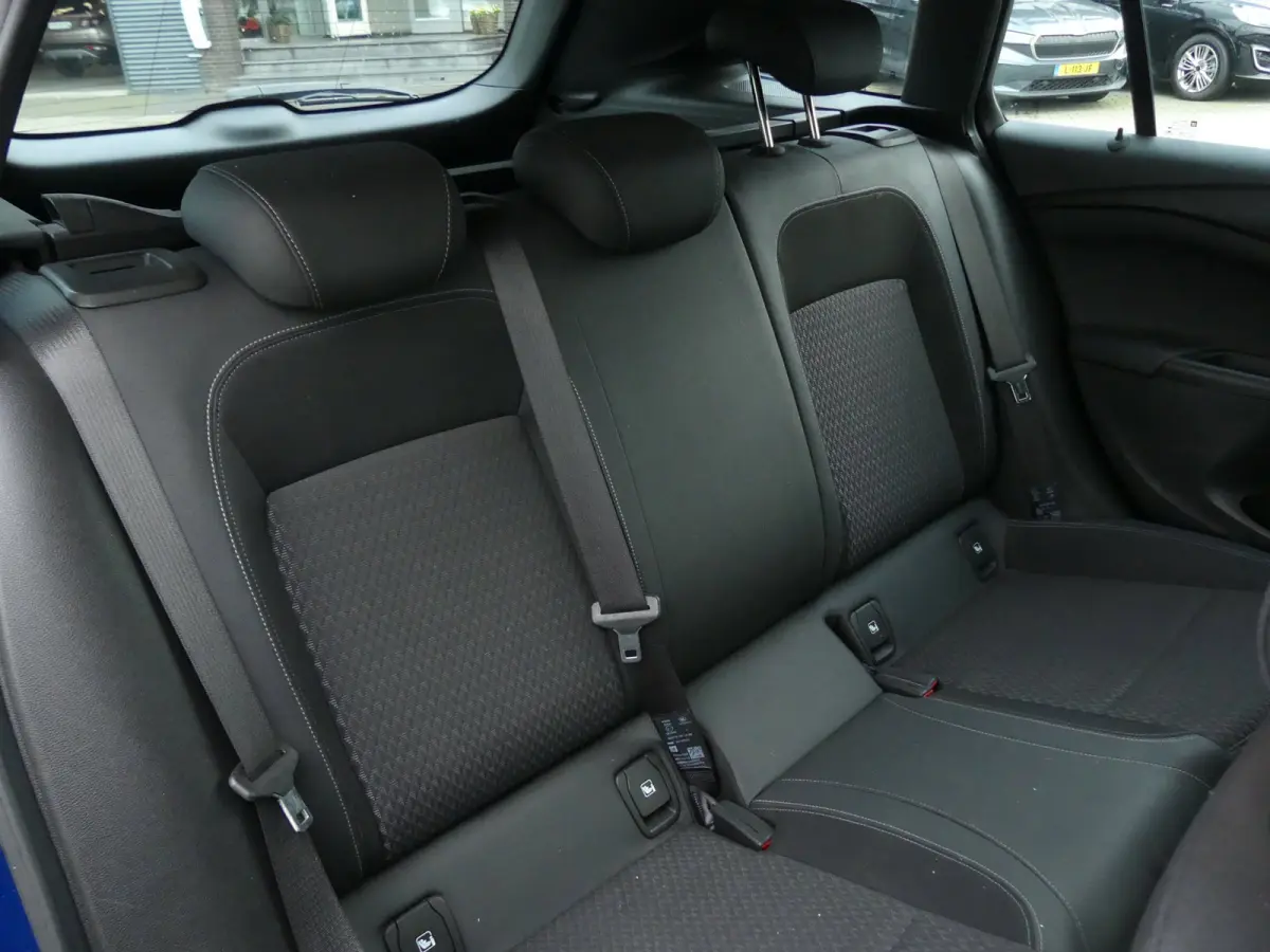 1.0 Turbo Business Executive / Carplay