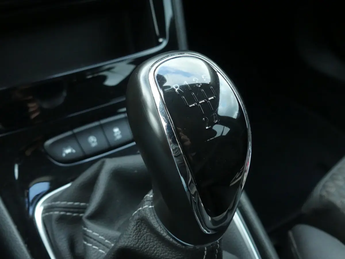 1.0 Turbo Business Executive / Carplay