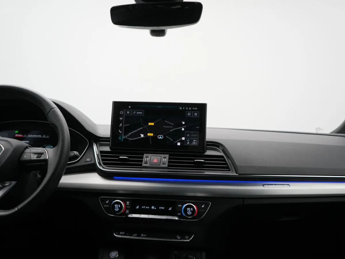 50 TFSI e 2x S Line PHEV 300pk Dealer O.H | SOH 92,6% | Sportstoelen Verwarmd | Bang & Olufsen | Keyless | Cruise Control | Virual | Navigatie | DAB | 19"L.M | Plug In Hybrid |
