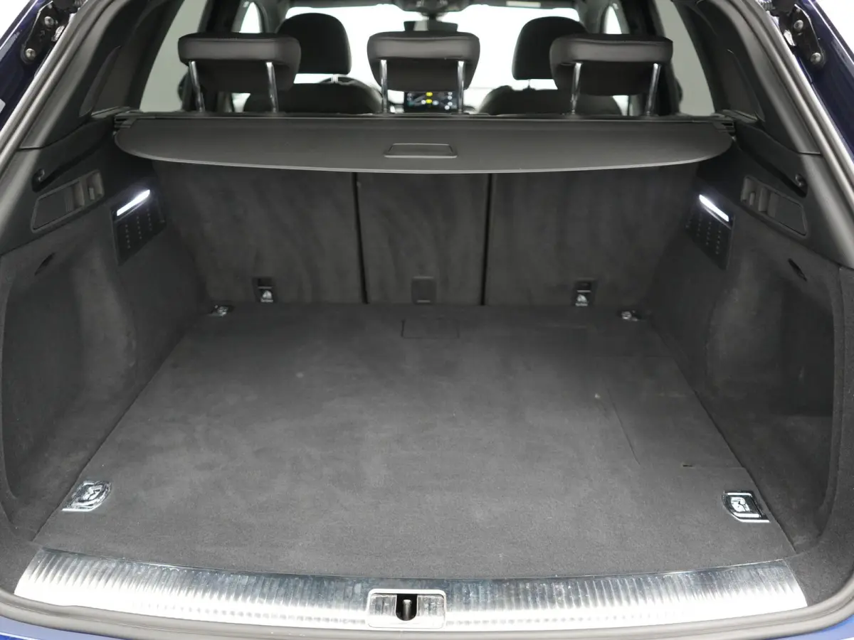 50 TFSI e 2x S Line PHEV 300pk Dealer O.H | SOH 92,6% | Sportstoelen Verwarmd | Bang & Olufsen | Keyless | Cruise Control | Virual | Navigatie | DAB | 19"L.M | Plug In Hybrid |