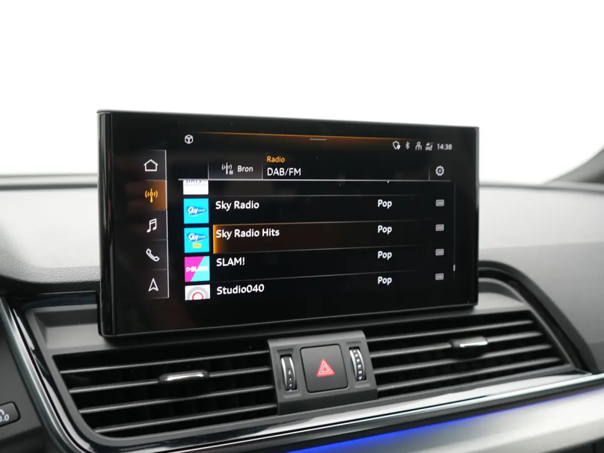 50 TFSI e 2x S Line PHEV 300pk Dealer O.H | SOH 92,6% | Sportstoelen Verwarmd | Bang & Olufsen | Keyless | Cruise Control | Virual | Navigatie | DAB | 19"L.M | Plug In Hybrid |