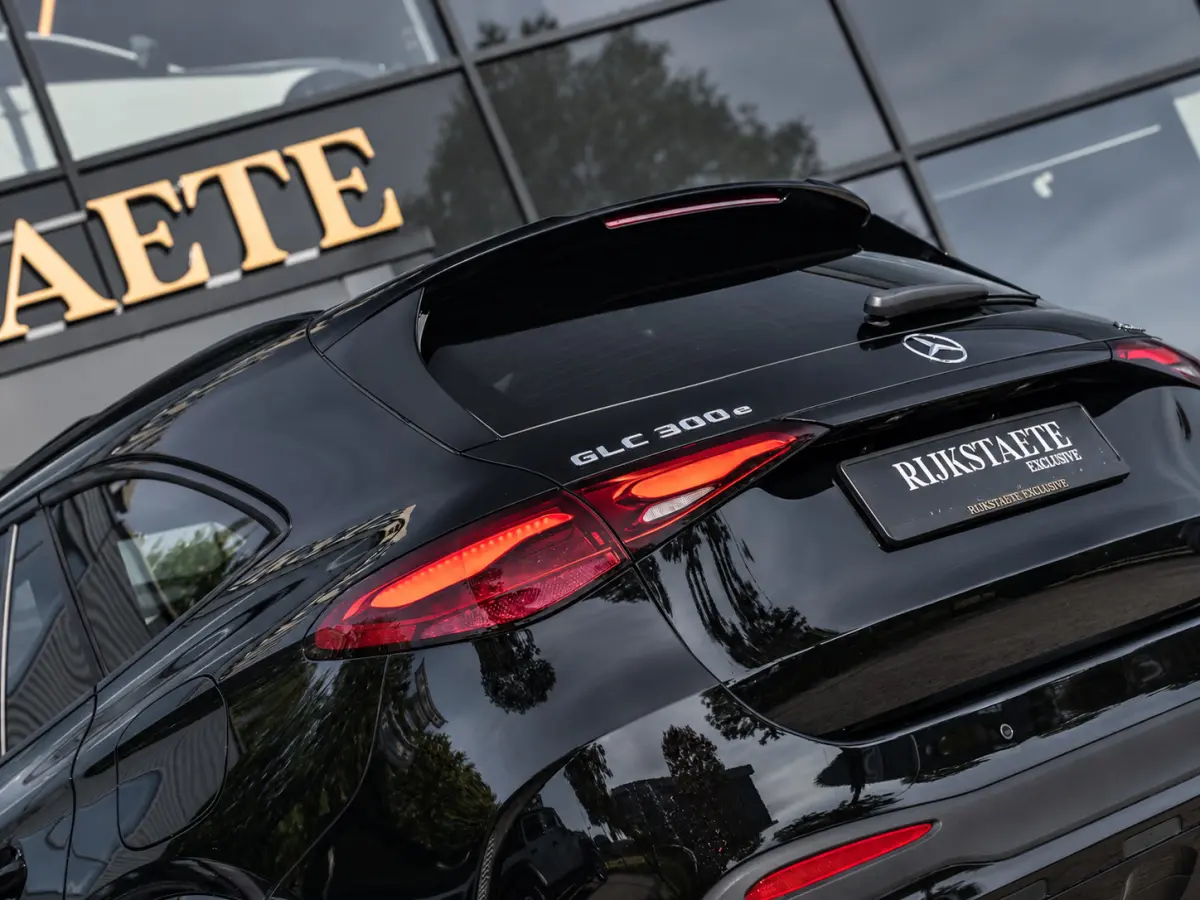 4MATIC AMG Line|PANO|BURMES|APP|ACC