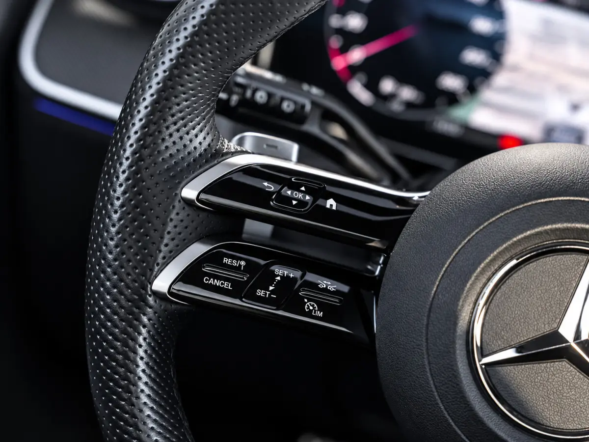 4MATIC AMG Line|PANO|BURMES|APP|ACC