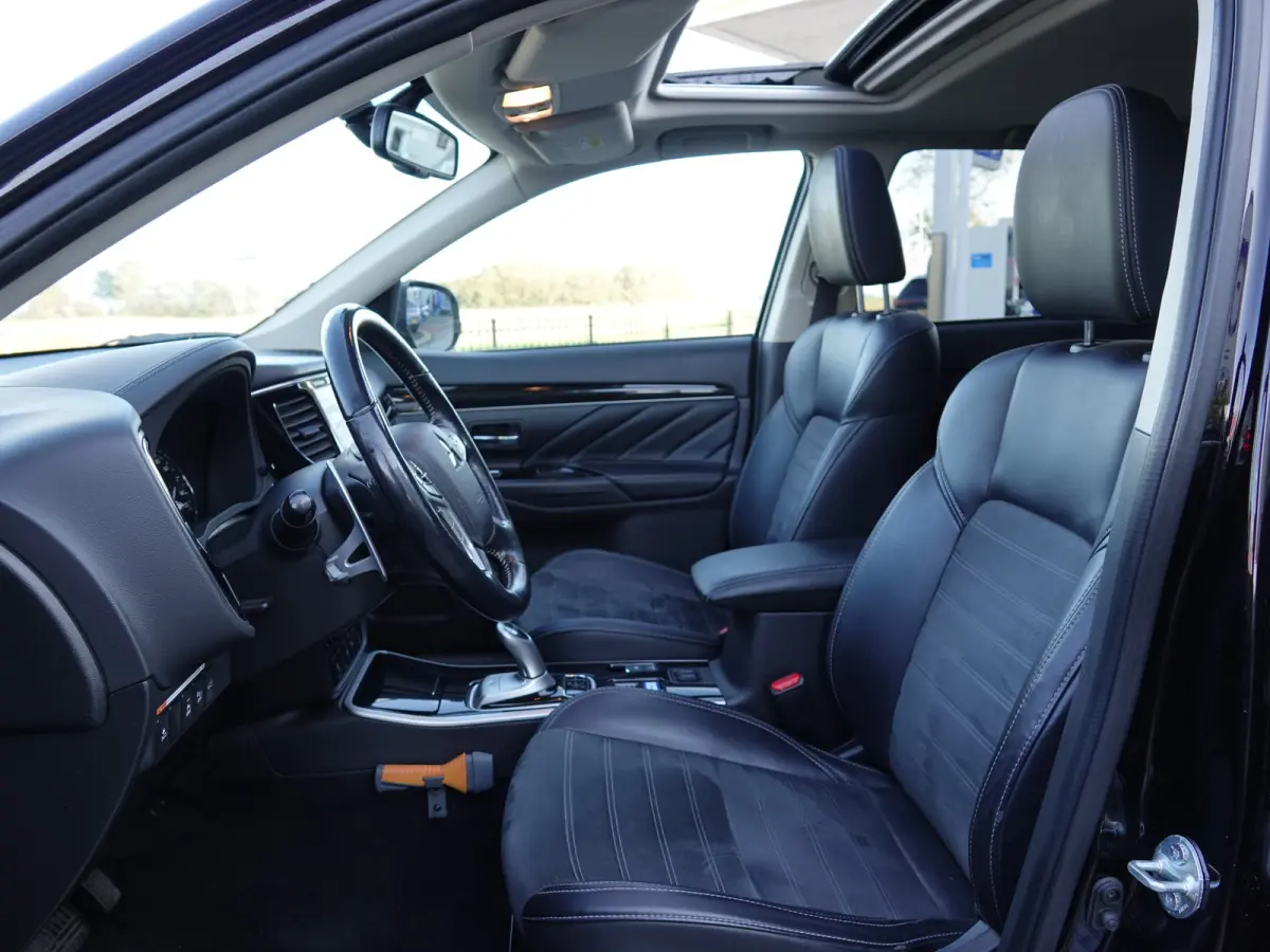 2.4 PHEV Intense+ H-LEER | SCHUIFDAK | TREKH. | STOEL + STUURVERW.