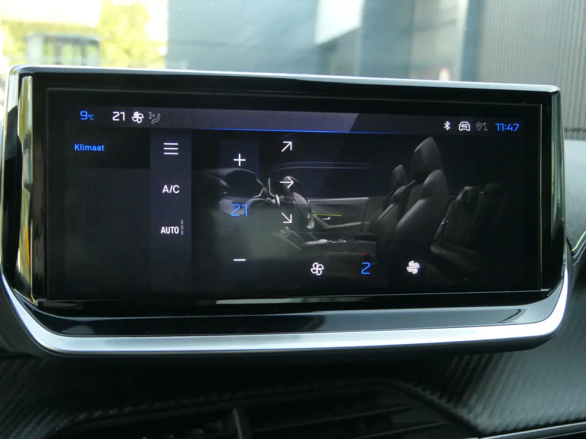 1.2 Hybrid 145 automaat GT | Camera | 18'' LMV