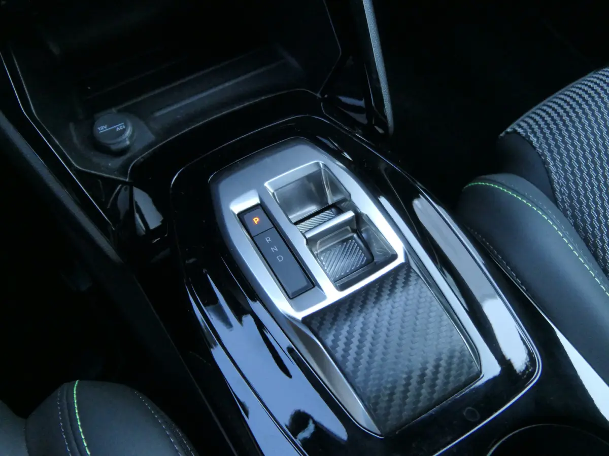 1.2 Hybrid 145 automaat GT | Camera | 18'' LMV