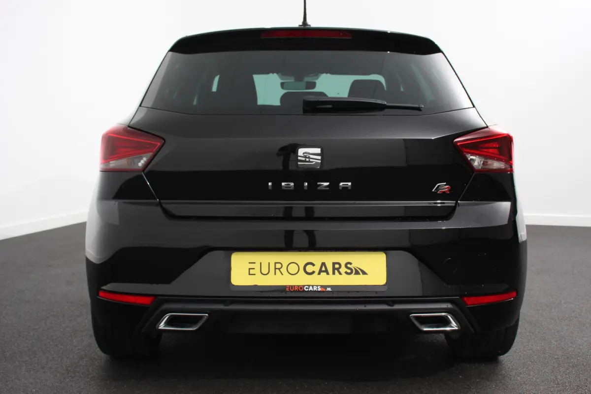 1.0 TSI DSG FR Cruise Control Front Assist Privacy Glass Stoelverwarming Apple Carplay/ Android Auto Led Lichtmetalen velgen