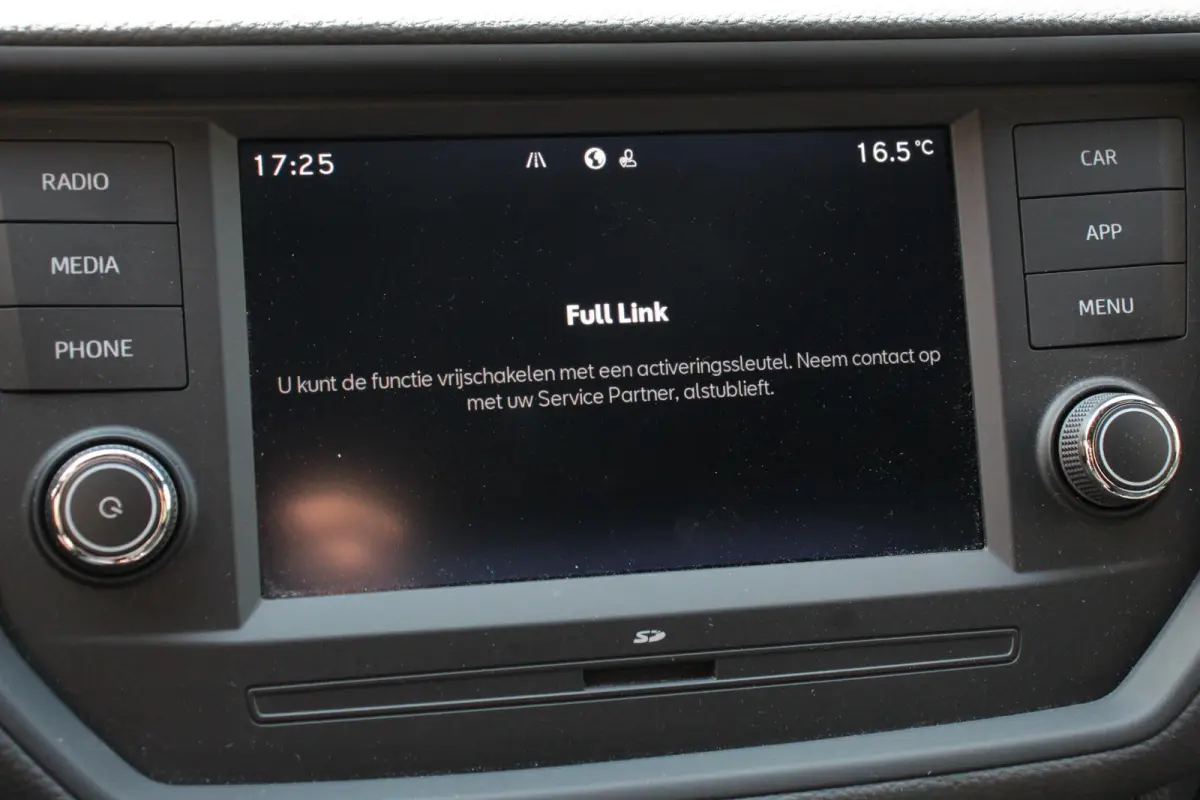 1.0 TSI DSG FR Cruise Control Front Assist Privacy Glass Stoelverwarming Apple Carplay/ Android Auto Led Lichtmetalen velgen
