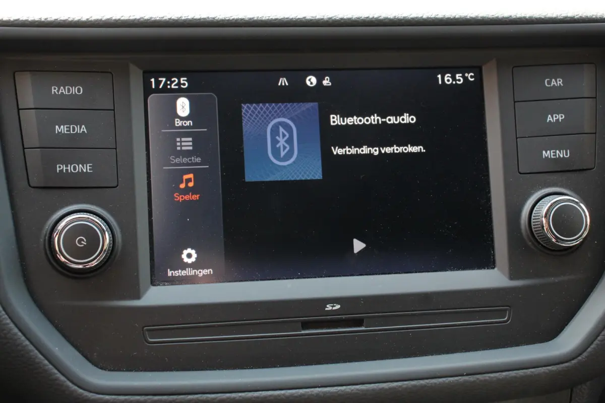 1.0 TSI DSG FR Cruise Control Front Assist Privacy Glass Stoelverwarming Apple Carplay/ Android Auto Led Lichtmetalen velgen