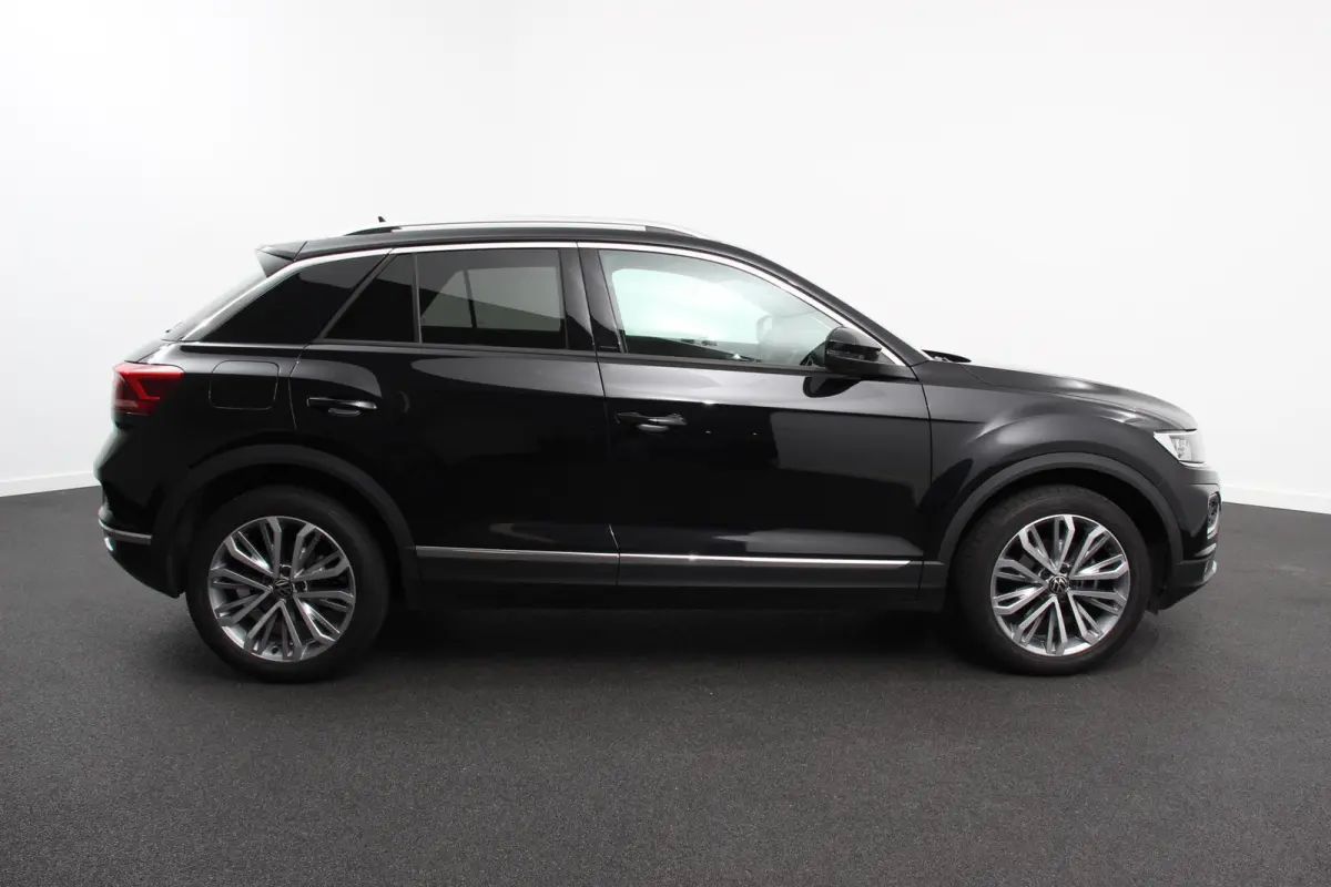 1.5 TSI Sport DSG Navigatie Adaptieve Cruise Control Climate Control Digitale Dashboard Camera 18"Lichtmetalen velgen