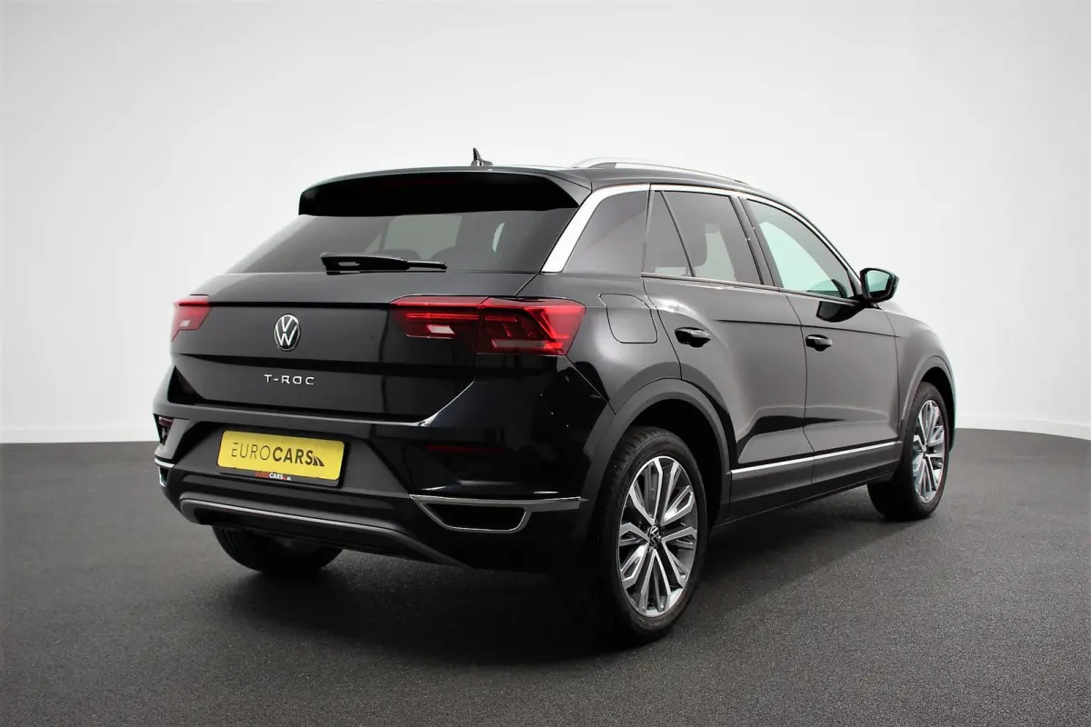 1.5 TSI Sport DSG Navigatie Adaptieve Cruise Control Climate Control Digitale Dashboard Camera 18"Lichtmetalen velgen