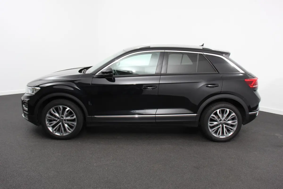 1.5 TSI Sport DSG Navigatie Adaptieve Cruise Control Climate Control Digitale Dashboard Camera 18"Lichtmetalen velgen