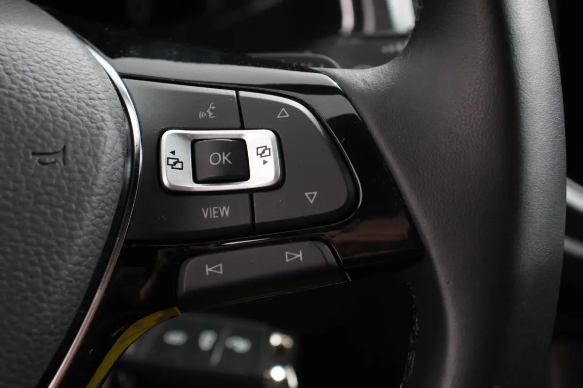 1.5 TSI Sport DSG Navigatie Adaptieve Cruise Control Climate Control Digitale Dashboard Camera 18"Lichtmetalen velgen