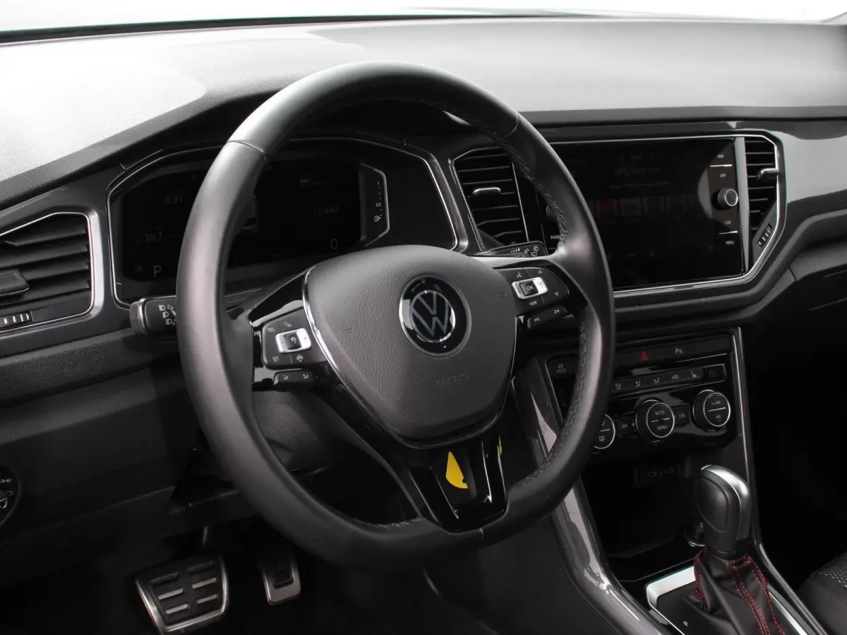 1.5 TSI Sport DSG Navigatie Adaptieve Cruise Control Climate Control Digitale Dashboard Camera 18"Lichtmetalen velgen