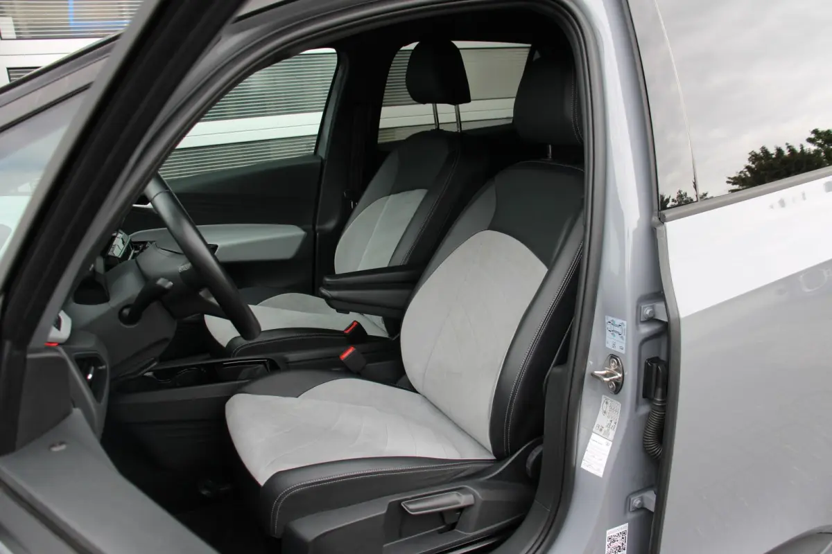 204pk Pro Edition Advantage 58 kWh | SoH 95% | CarPlay/Android Auto | Achteruitrijcamera