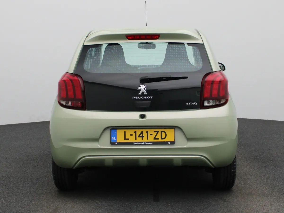 1.0 e-VTi Active | WORDT VERWACHT | AIRCO | DAB RADIO | BLUETOOTH | ELEKTRISCHE RAMEN |