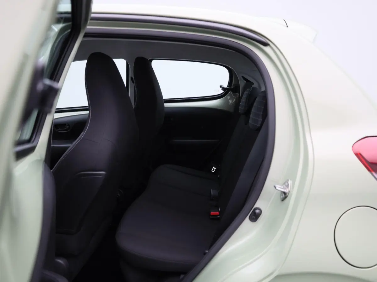 1.0 e-VTi Active | AIRCO | DAB RADIO | BLUETOOTH | ELEKTRISCHE RAMEN | MULTIFUNCTIONEEL STUURWIEL | 5-DEURS |