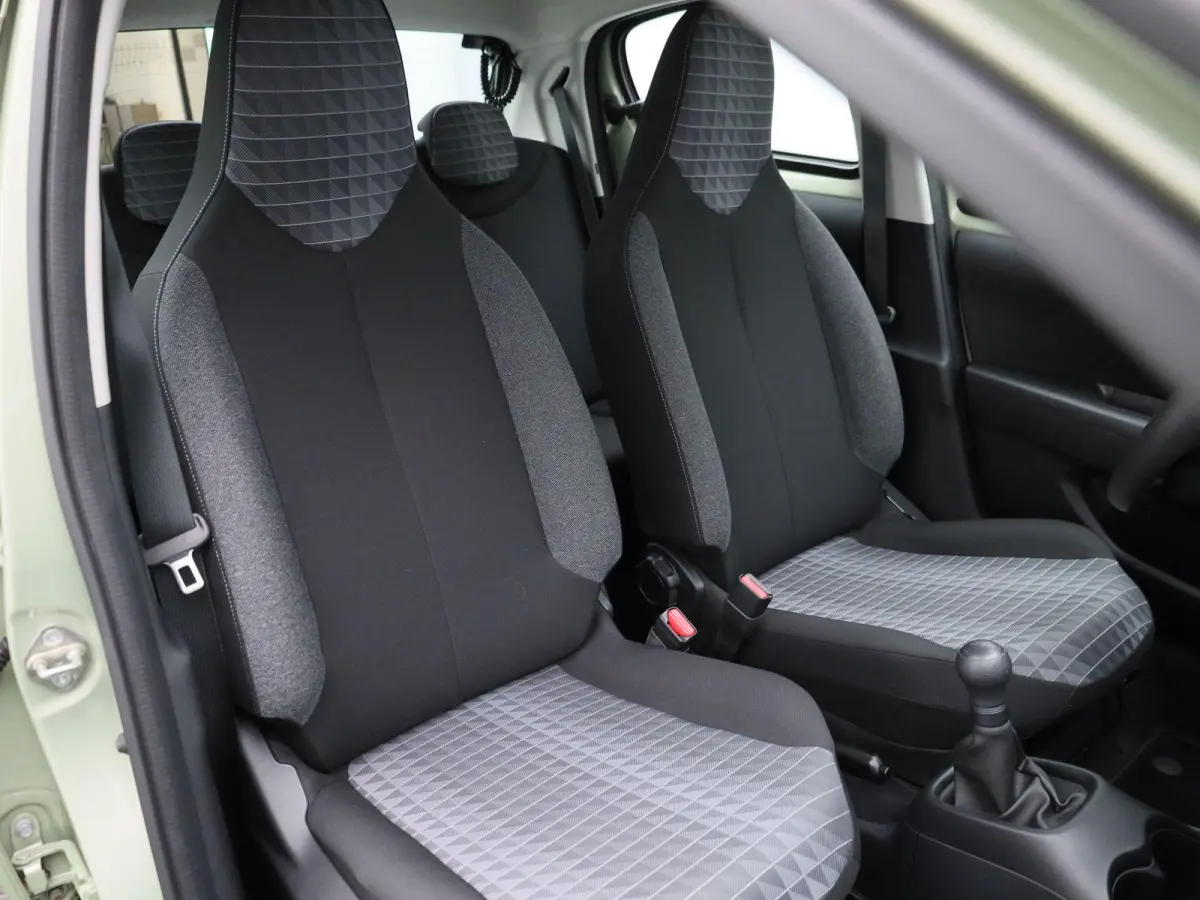1.0 e-VTi Active | AIRCO | DAB RADIO | BLUETOOTH | ELEKTRISCHE RAMEN | MULTIFUNCTIONEEL STUURWIEL | 5-DEURS |