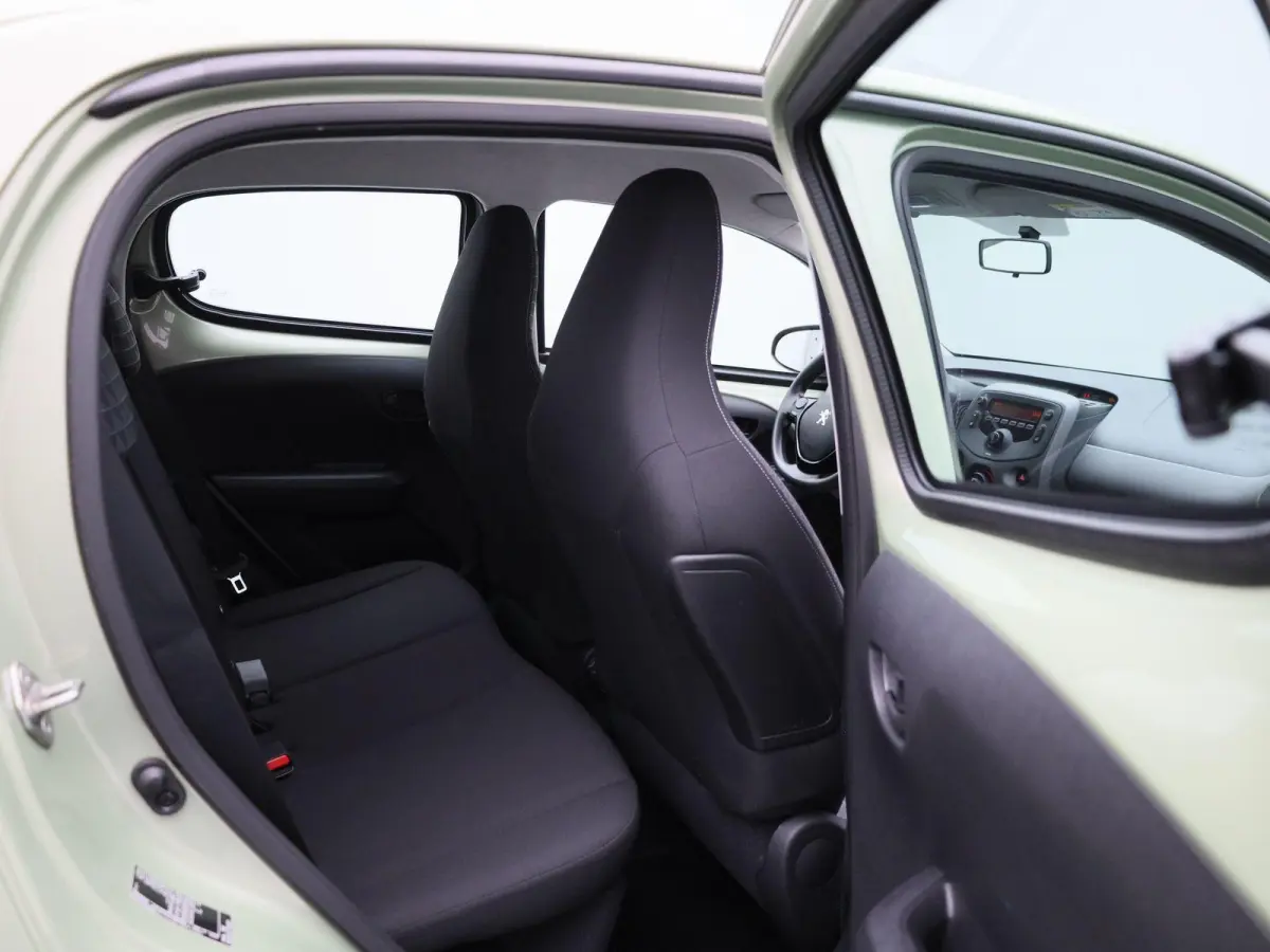 1.0 e-VTi Active | AIRCO | DAB RADIO | BLUETOOTH | ELEKTRISCHE RAMEN | MULTIFUNCTIONEEL STUURWIEL | 5-DEURS |