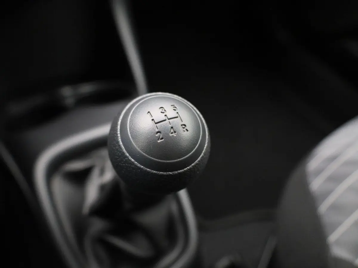 1.0 e-VTi Active | AIRCO | DAB RADIO | BLUETOOTH | ELEKTRISCHE RAMEN | MULTIFUNCTIONEEL STUURWIEL | 5-DEURS |