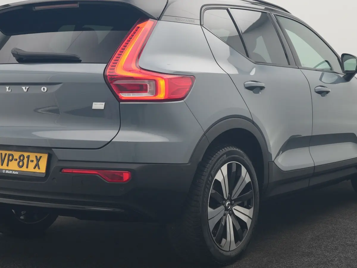 Ultimate 70 kWh 231pk Dealer O.H. | Panodak | Adaptive Cruise | 360 Camera | Harman / Kardon | Lederen Sportstoelen Memory & Verwarmd | Stuur Verwarmd | Google Assistent | Keyless | BLIS | N
