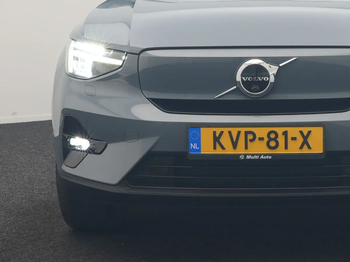 Ultimate 70 kWh 231pk Dealer O.H. | Panodak | Adaptive Cruise | 360 Camera | Harman / Kardon | Lederen Sportstoelen Memory & Verwarmd | Stuur Verwarmd | Google Assistent | Keyless | BLIS | N