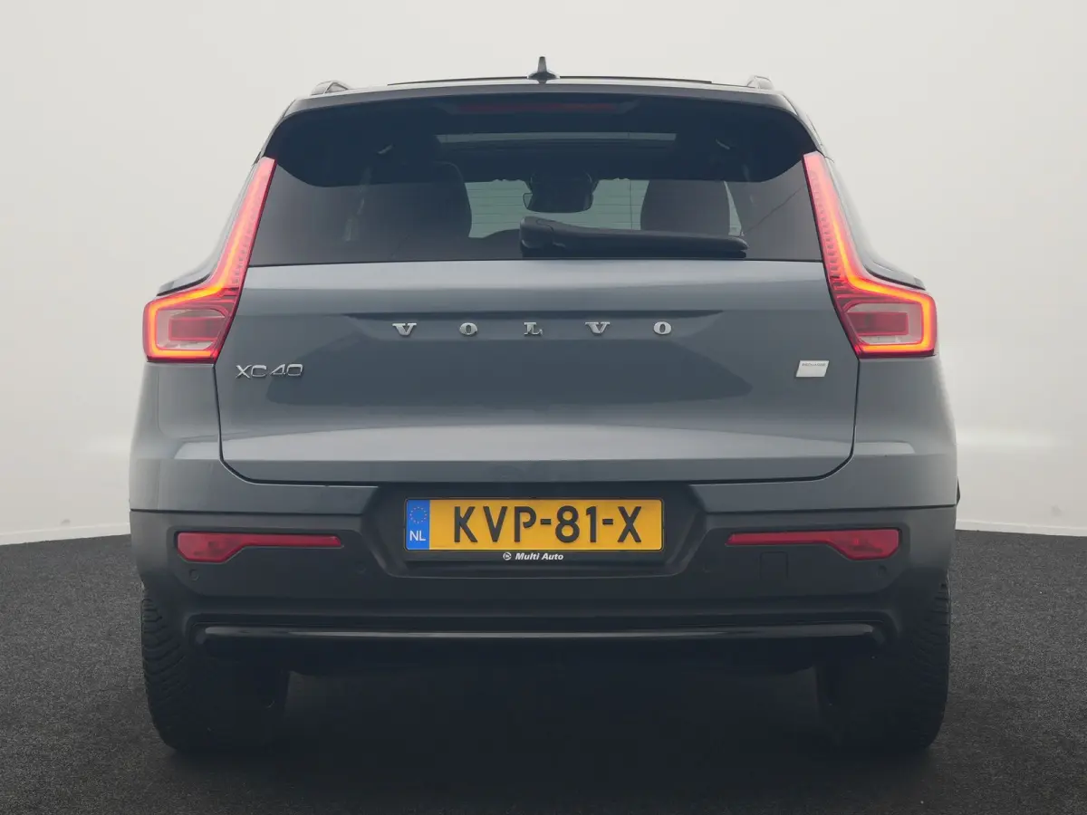 Ultimate 70 kWh 231pk Dealer O.H. | Panodak | Adaptive Cruise | 360 Camera | Harman / Kardon | Lederen Sportstoelen Memory & Verwarmd | Stuur Verwarmd | Google Assistent | Keyless | BLIS | N
