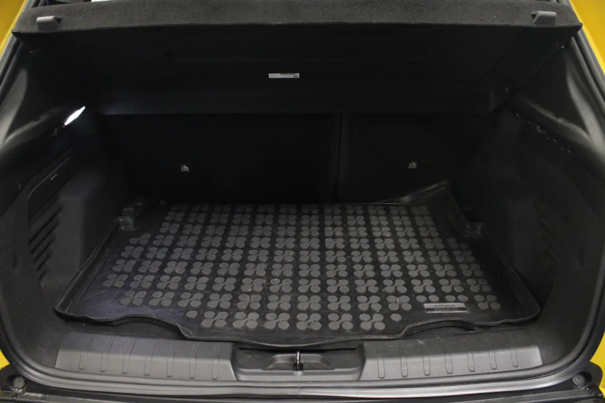 1.2 e-Hybrid Altitude |Massage|Stoelverw.|Camera|