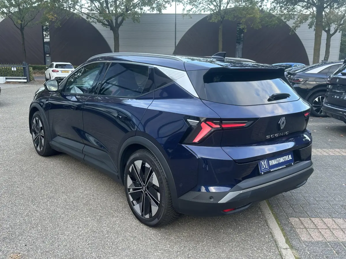 EV87 long range techno SOH 98% | STOEL + STUURVERWARMING | ELEK. STOEL | 13K KM! | ADAP. CRUISE | ACHTERUITRIJ CAMERA | APPLECARPLAY | ELEK. ACHTERKLEP | RIJKLAAR GELEVERD INCL. 12 MND BOVAG