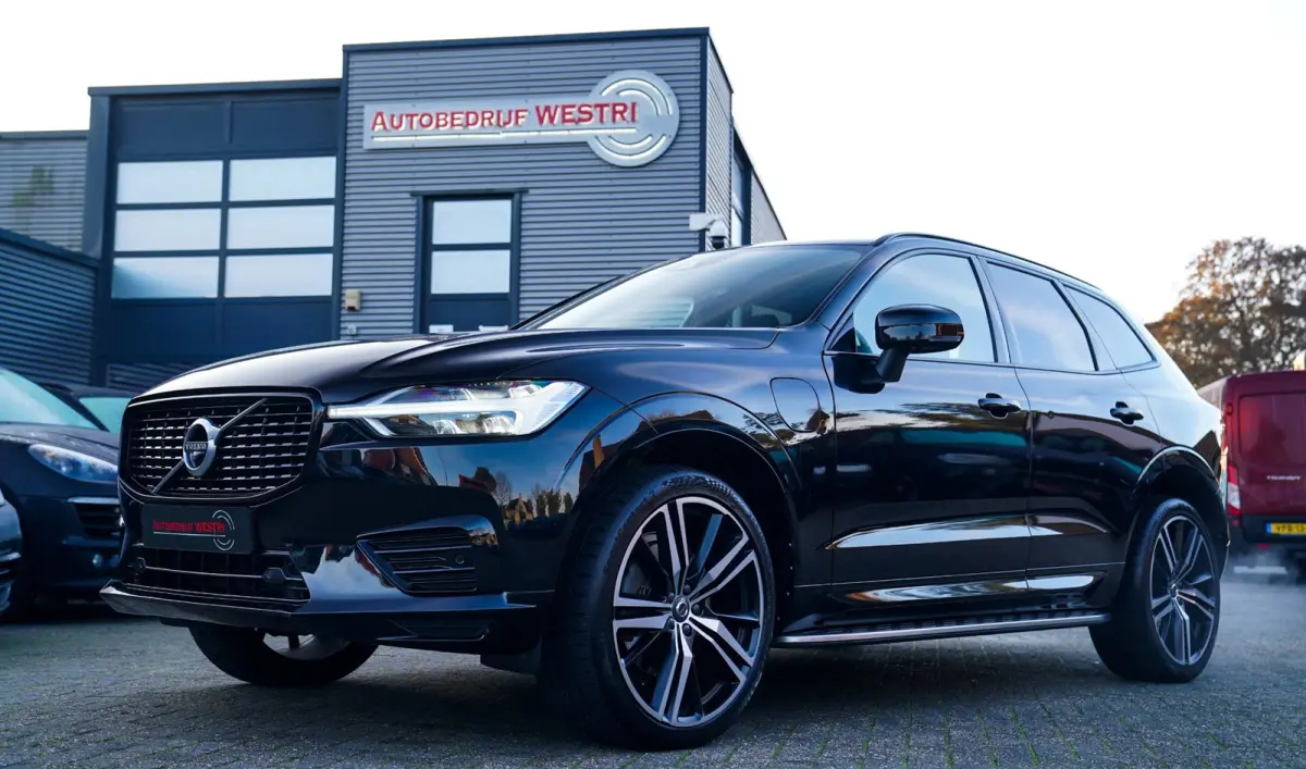2.0 Recharge T8 AWD Mssage | Head Up Display | Stoelverkoeling | Stuurwielverwarming | Harman/Kardon | 360 Camera
