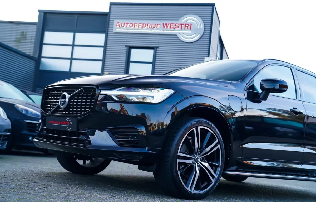 2.0 Recharge T8 AWD Mssage | Head Up Display | Stoelverkoeling | Stuurwielverwarming | Harman/Kardon | 360 Camera