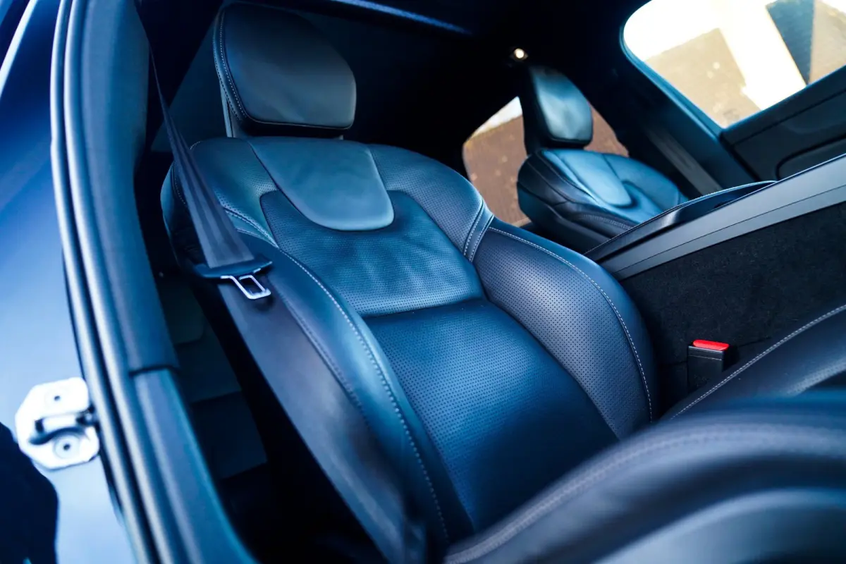 2.0 Recharge T8 AWD Mssage | Head Up Display | Stoelverkoeling | Stuurwielverwarming | Harman/Kardon | 360 Camera