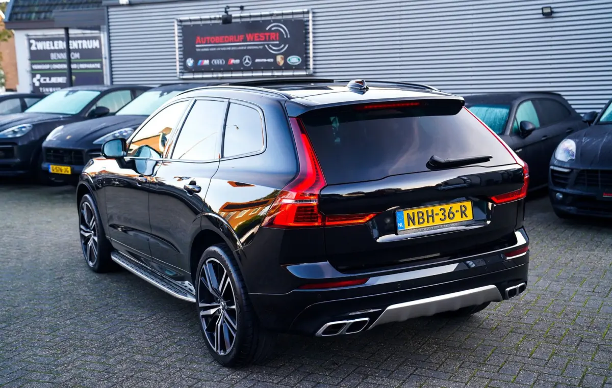 2.0 Recharge T8 AWD Mssage | Head Up Display | Stoelverkoeling | Stuurwielverwarming | Harman/Kardon | 360 Camera