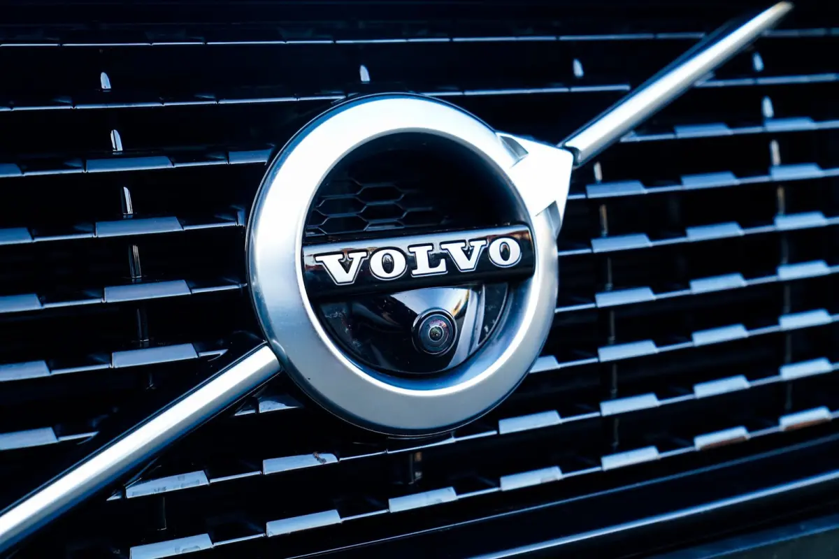2.0 Recharge T8 AWD Mssage | Head Up Display | Stoelverkoeling | Stuurwielverwarming | Harman/Kardon | 360 Camera