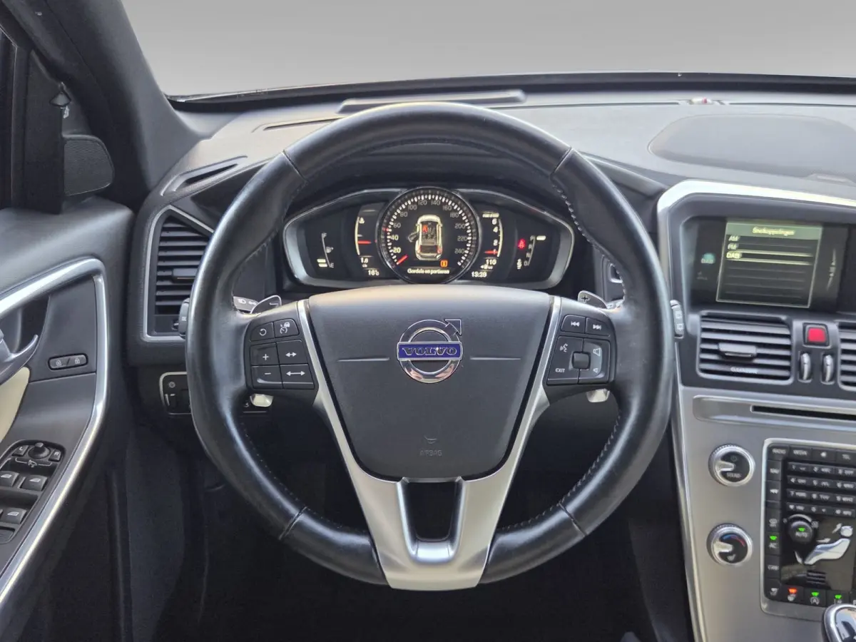 2.0 T5 Geartronic Summum | Trekhaak | Harman/Kardon | Adaptive Cruise | Pano | Stuur/stoelverwarming