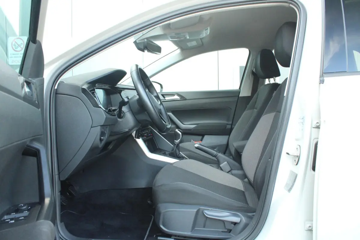 1.0 TSI 95pk Life Edition | CarPlay/Android Auto | Achteruitrijcamera | Climatronic