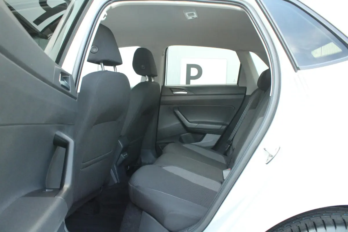 1.0 TSI 95pk Life Edition | CarPlay/Android Auto | Achteruitrijcamera | Climatronic
