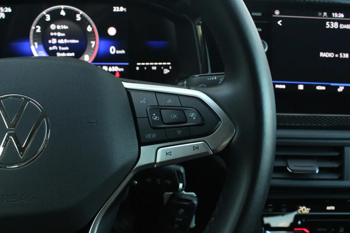 1.0 TSI 95pk Life Edition | CarPlay/Android Auto | Achteruitrijcamera | Climatronic