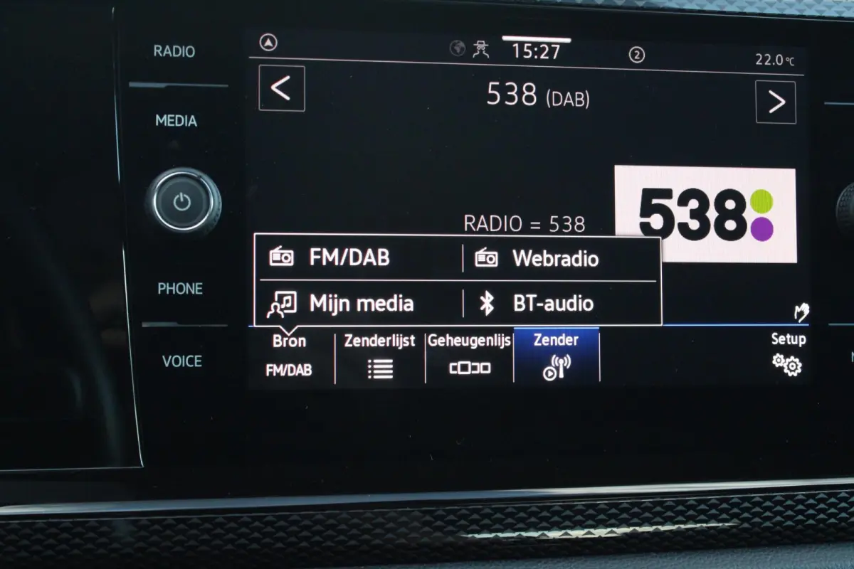 1.0 TSI 95pk Life Edition | CarPlay/Android Auto | Achteruitrijcamera | Climatronic